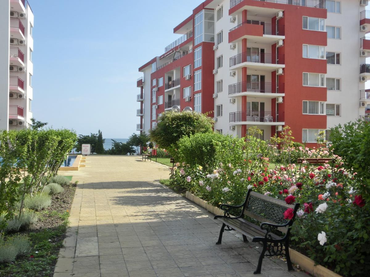 Sea View Panorama Apartment On Complex With Pools And Beach, Sveti Vlas Exterior foto