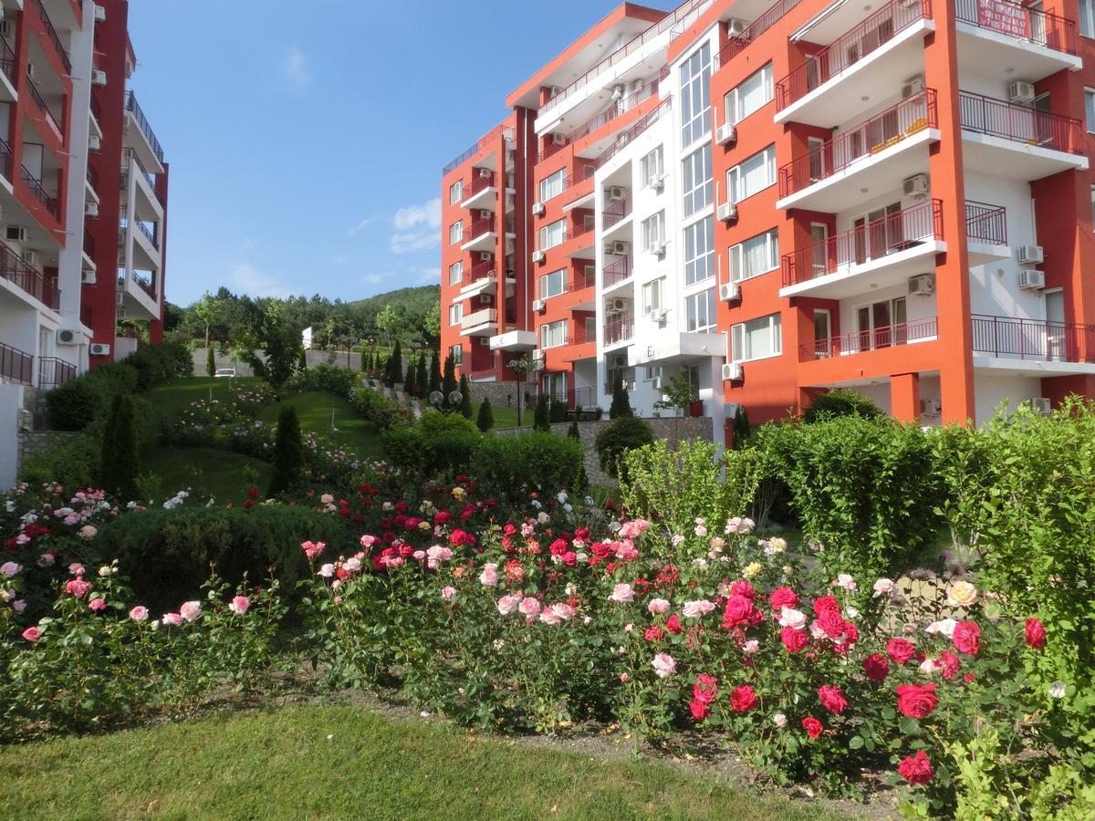 Sea View Panorama Apartment On Complex With Pools And Beach, Sveti Vlas Exterior foto