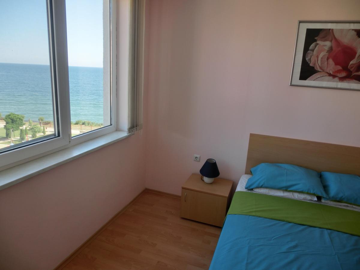Sea View Panorama Apartment On Complex With Pools And Beach, Sveti Vlas Exterior foto